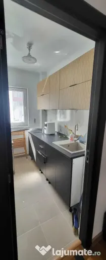 Tineretului timpuri noi piscului etaj 8