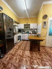 Apartament cu 3 camere de vânzare – Parter, zona Piața A 