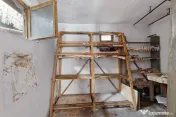 Casă de vânzare în zona Gai cu teren de 1.480 mp 