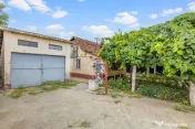 Casă de vânzare în zona Gai cu teren de 1.480 mp 
