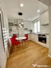 Apartament 2 camere, decomandat, modern, zona centrala 