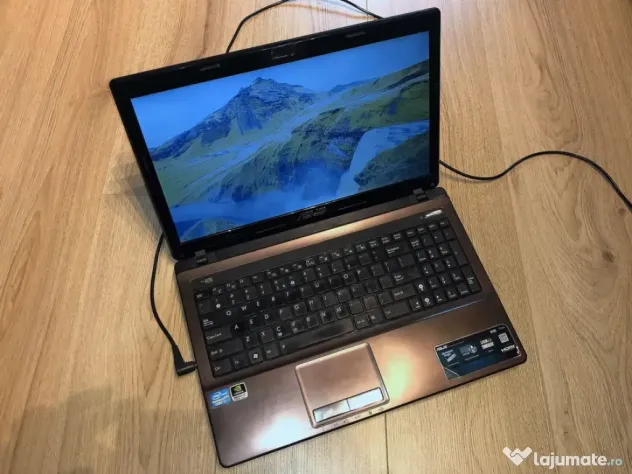 Laptop Asus K53S - Intel Core i7 / NVIDIA GeForce / Aluminiu / Stare Foarte Bună