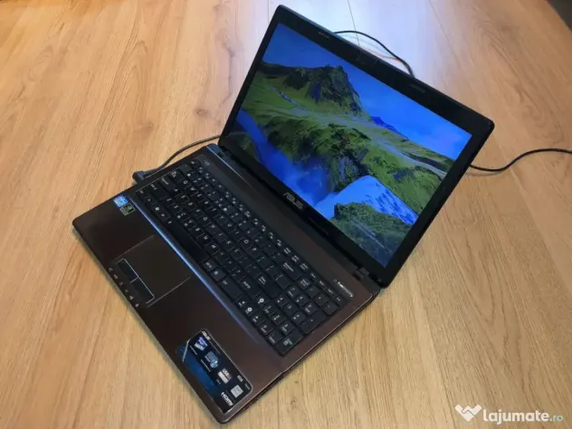 Laptop Asus K53S - Intel Core i7 / NVIDIA GeForce / Aluminiu / Stare Foarte Bună
