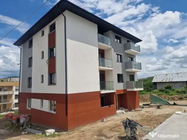 0% Comision!!1 Apartament 3 camere , str Campului, constr...