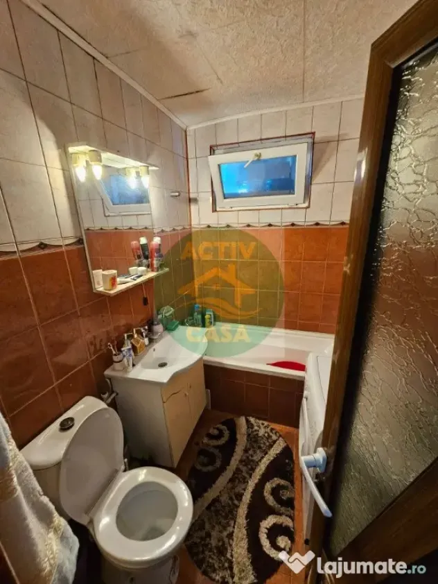 Apartament 2 camere, decomandat, mobilat