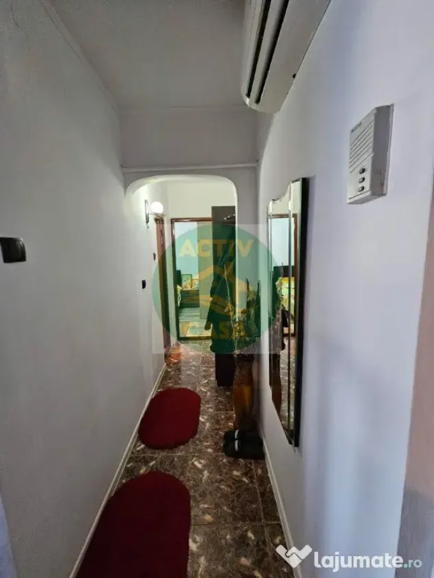 Apartament 2 camere, decomandat, mobilat