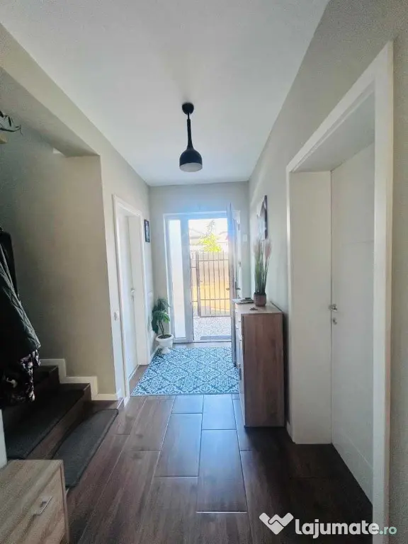 Duplex zona Sesu de sus