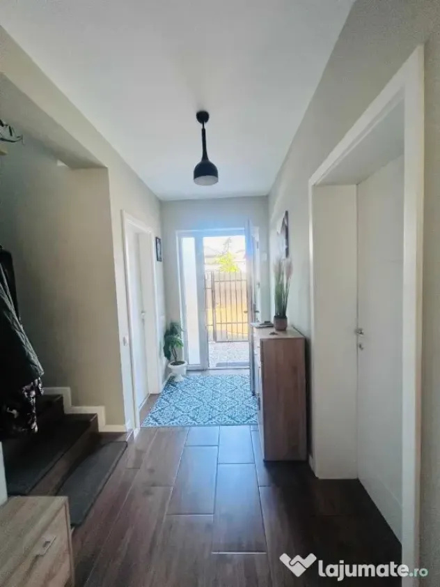 Duplex zona Sesu de sus