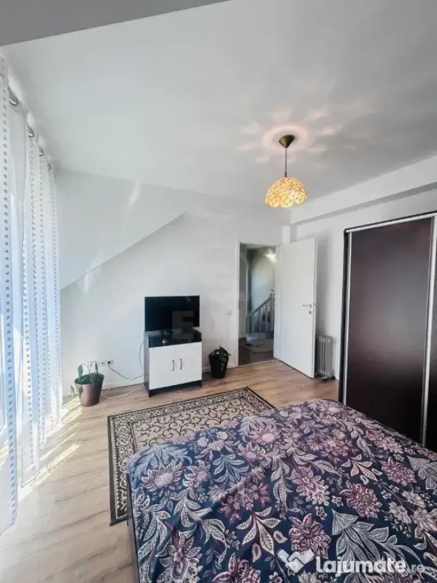Duplex zona Sesu de sus