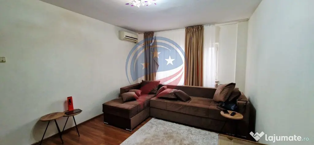 Apartament 4 camere et. 3 din 4 zona Garii