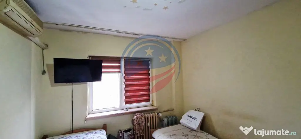 Apartament 4 camere et. 3 din 4 zona Garii