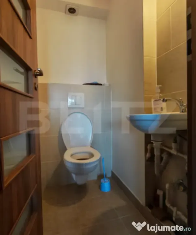 Apartament 4 camere decomandat, etaj intermediar, Splaiul Cr