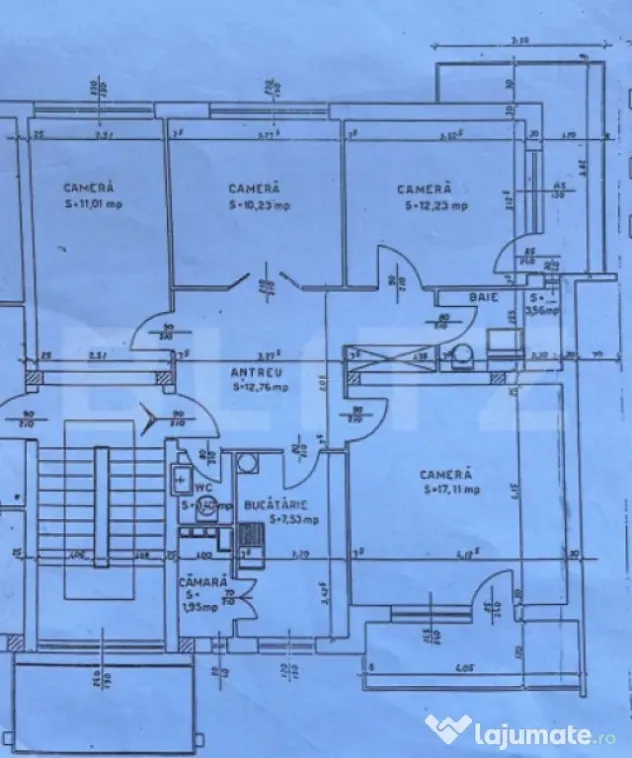 Apartament 4 camere decomandat, etaj intermediar, Splaiul Cr
