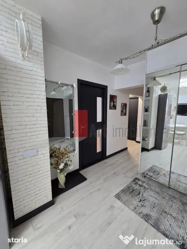 Vindem apartament cu 3 camere, Crângasi