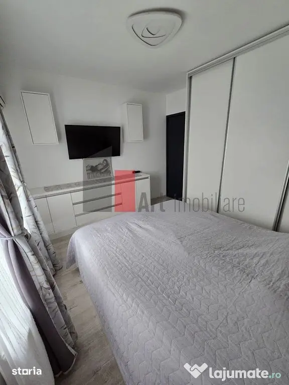 Vindem apartament cu 3 camere, Crângasi