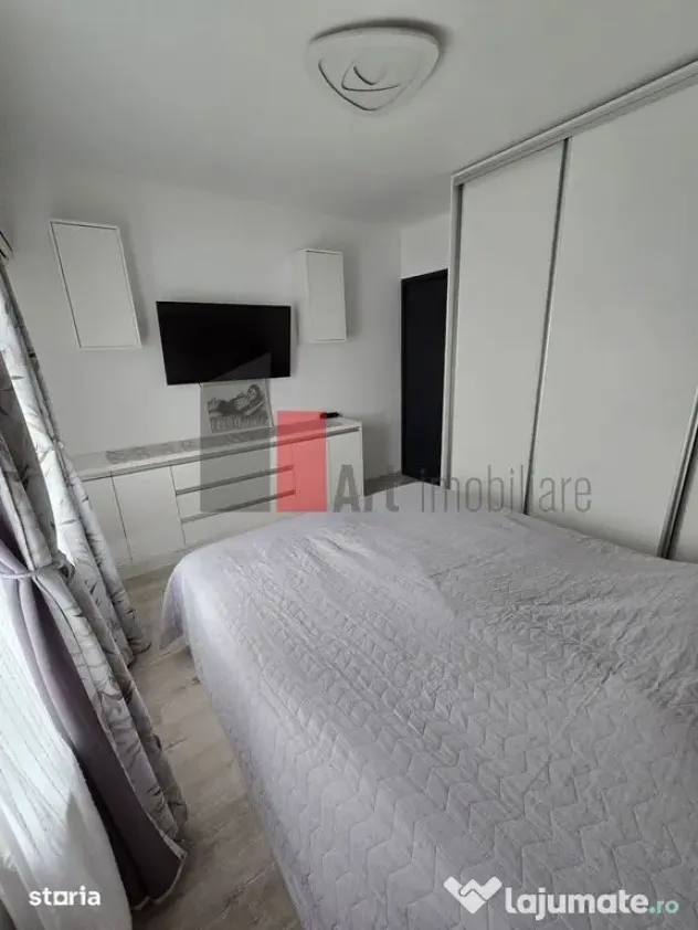 Vindem apartament cu 3 camere, Crângasi