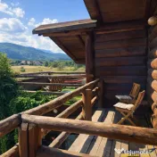 Resedinte montane,mobilate,echipate, jacuzzi,piscina,pretios 