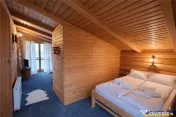Resedinte montane,mobilate,echipate, jacuzzi,piscina,pretios 