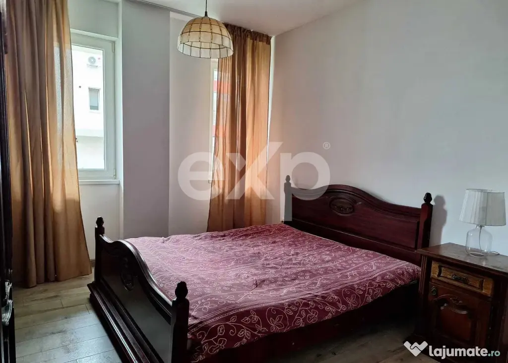 Apartament 3 camere | 2 bai | Garaj | Sesul de Sus