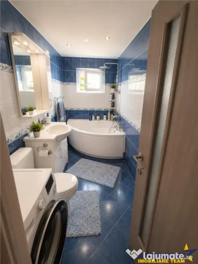 Apartament decomandat Calea Bucuresti. intrare pe Carpatilor