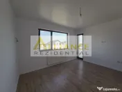 Vila individuala- 450mp teren- 4 camere- beci- Geamuri tr...