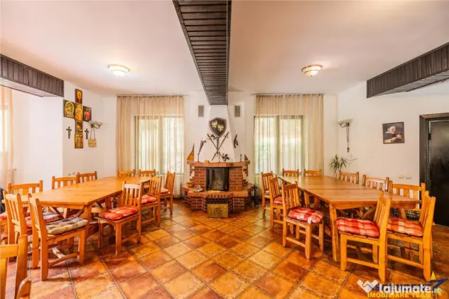 FILM! Complex turistic apreciabil, pe 2.000 mp teren in Chei