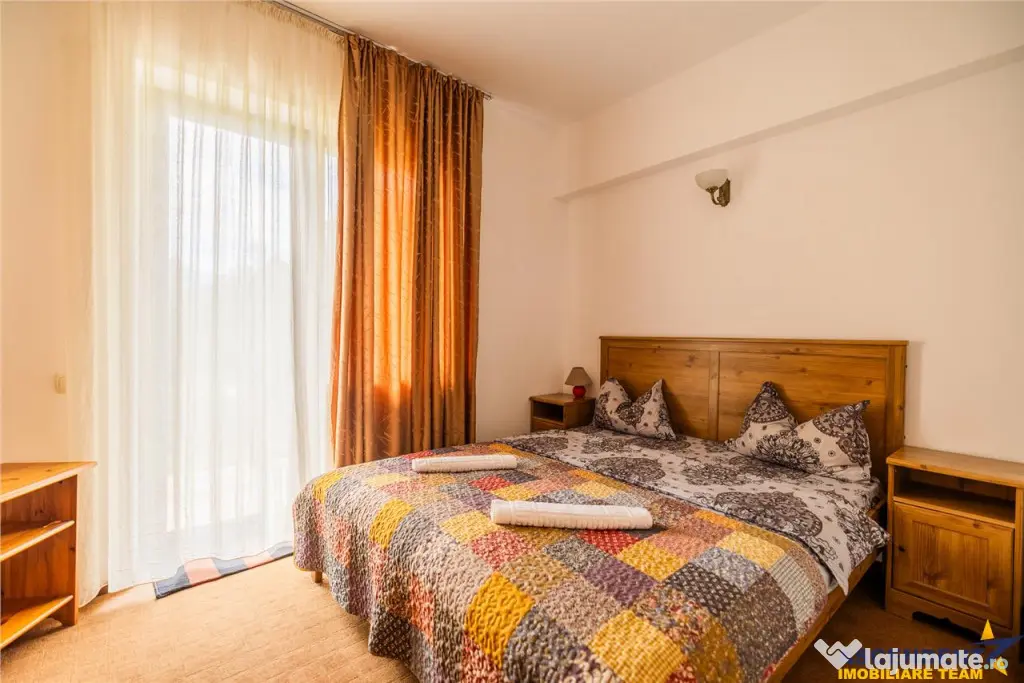 FILM! Complex turistic apreciabil, pe 2.000 mp teren in Chei