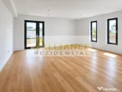 Casa parter- 4 camere- 600m de autobuz- 2km de metrou-pod...