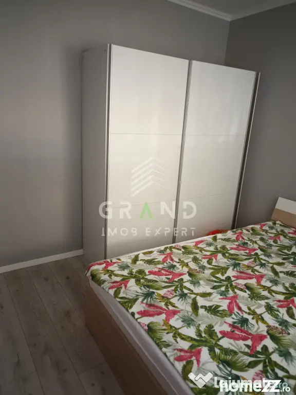 Apartament 2 camere de vanzare , zona Florilor, Floresti.