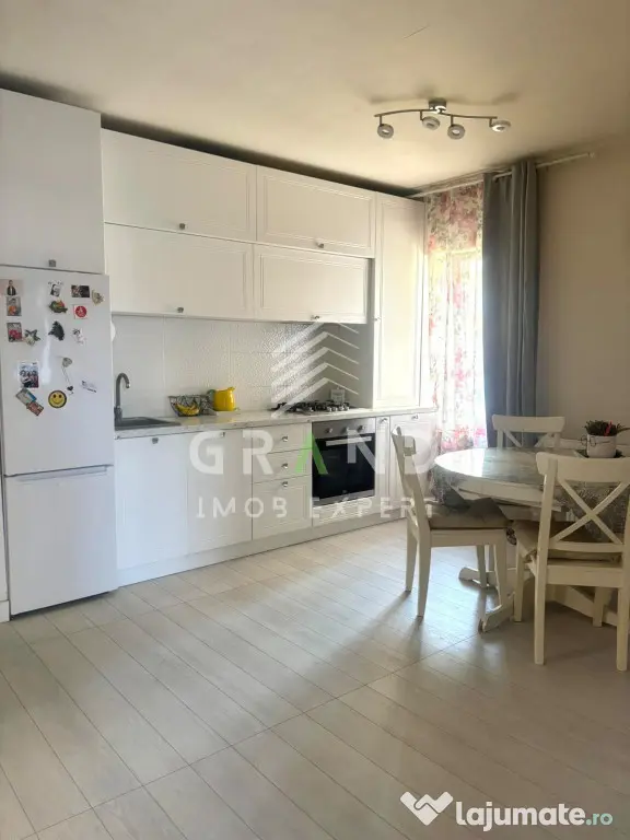 Apartament 2 camere decomandate | balcon | parcare |zona Flo