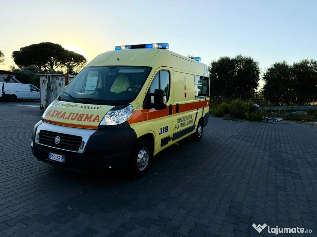 Ambulanța Fiat Ducato 2,3 diesel