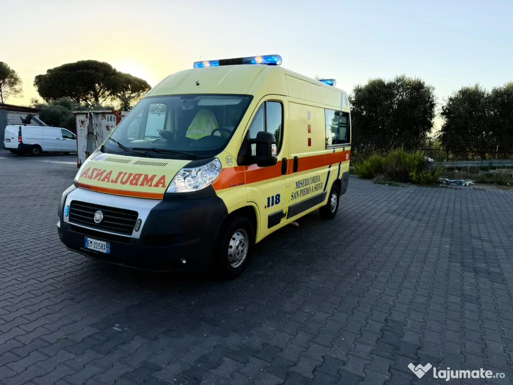 Ambulanța Fiat Ducato 2,3 diesel