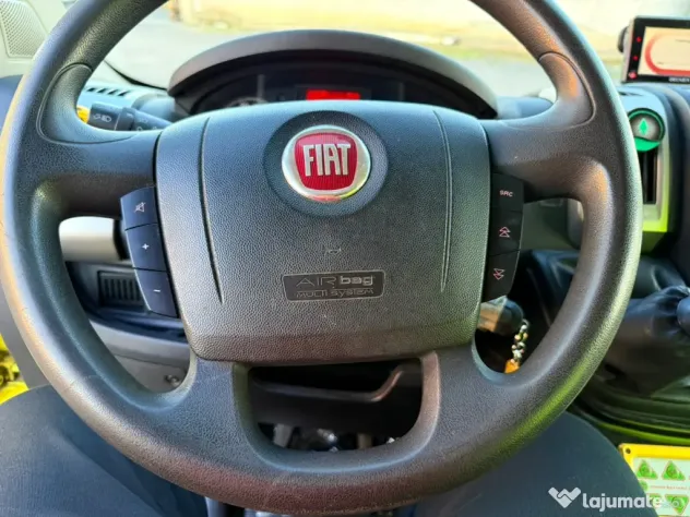 Ambulanța Fiat Ducato 2,3 diesel