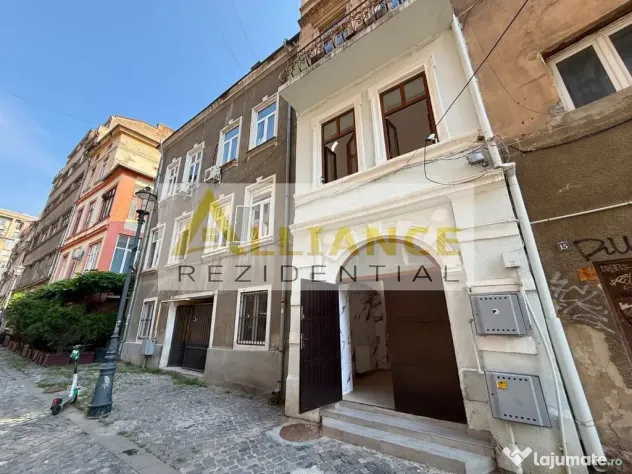 Apartament 2 camere tip duplex { Centrul Istoric -Piata U...