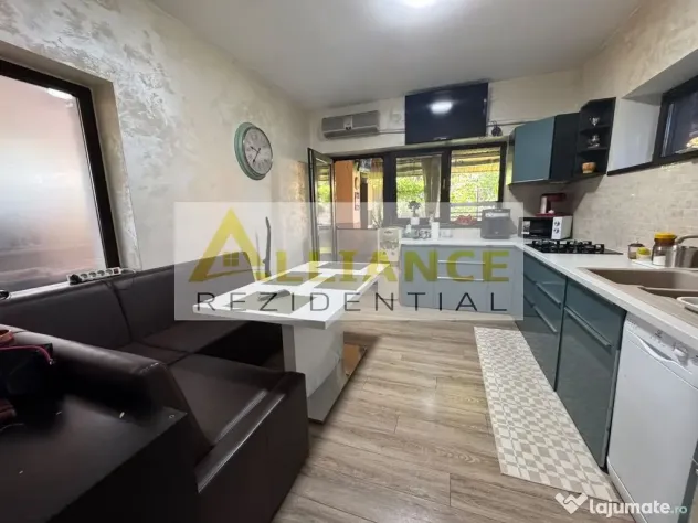 Vila individuala 7 camere - 3 bai { Strada Orizontului }