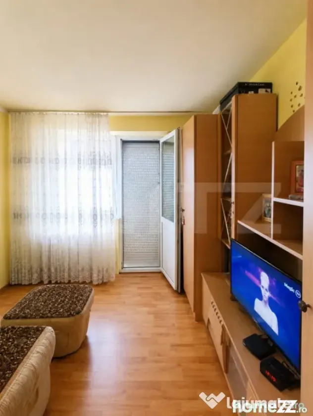 Apartament 2 camere decomandat, 36 mp + balcon, bloc anvelop