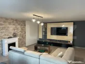 Casă D+P+M cu toate utilitățile și teren de 426mp, zona