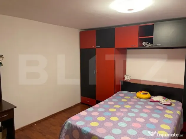 Casă D+P+M cu toate utilitățile și teren de 426mp, zona