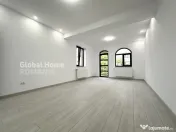 Vilă Business & Rezidențial | 210 MP Utili | Curte | Vitan