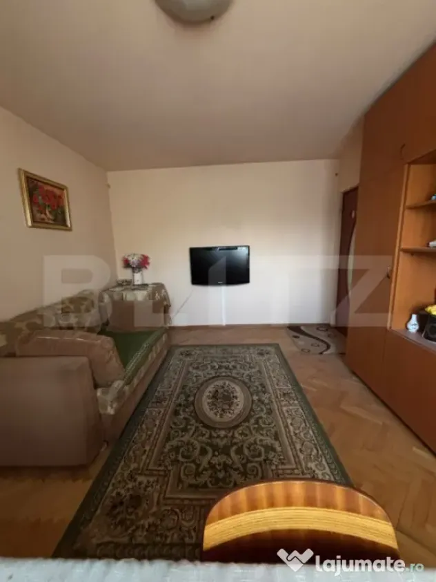 Apartament cu 2 camere- Zona VEST
