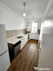 Garsoniera spatioasa de inchiriat, Tractorul - loc parcare - 