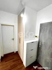 Garsoniera spatioasa de inchiriat, Tractorul - loc parcare - 
