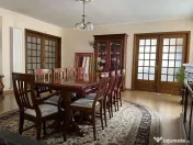 Eleganță, spațiu și confort într-o vilă deosebită,...