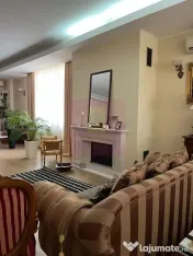 Eleganță, spațiu și confort într-o vilă deosebită,...
