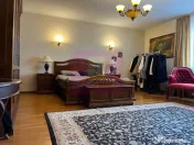 Eleganță, spațiu și confort într-o vilă deosebită,... 