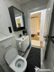 Casă renovata, 3 dormitoare, pod amenajat, curte – Zona G