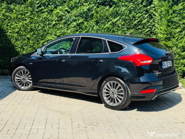 Ford Focus ST LINE 2017 Hatchback