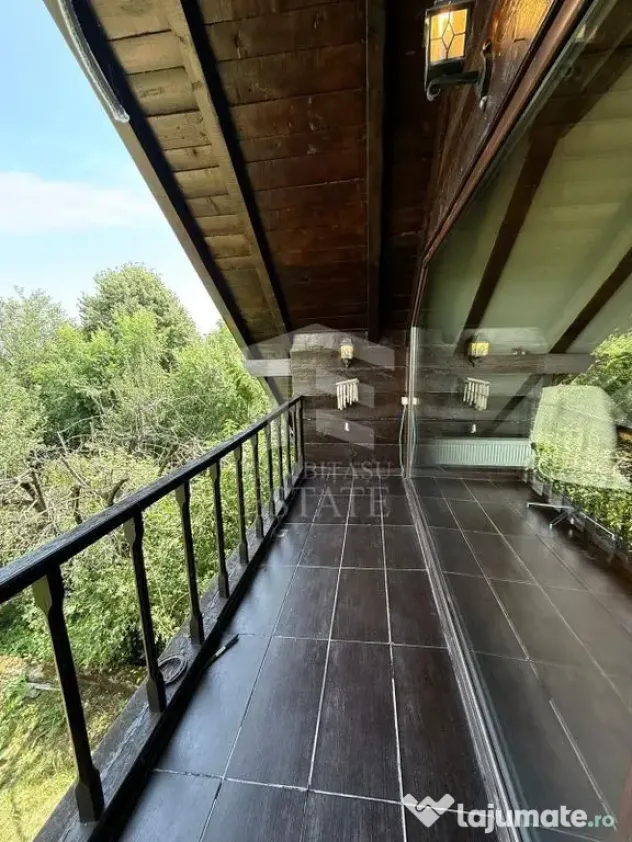 Casa autentixa maramureseana de vanzare in Snagov-Tancabesti