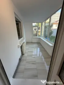 Casă de vânzare în zona Delfinariu, Constanța, ideală p
