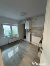 Casă de vânzare în zona Delfinariu, Constanța, ideală p